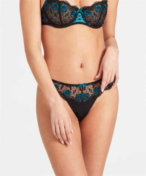 Fievre Andalouse String