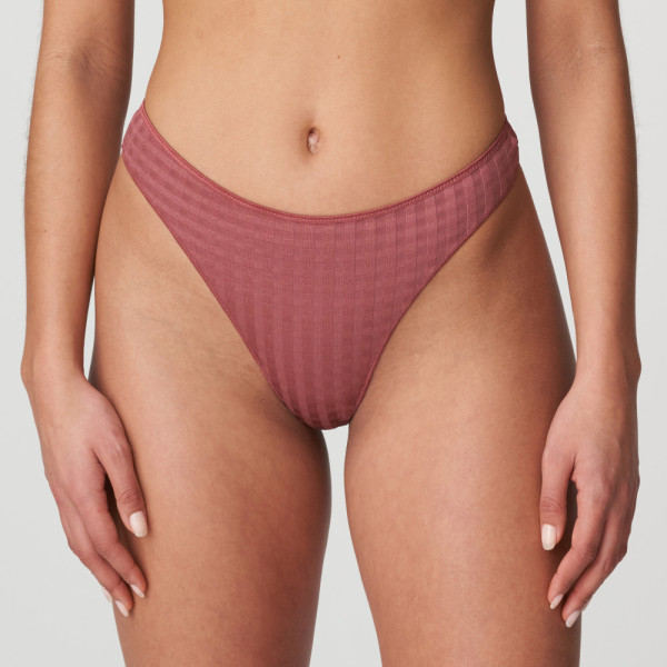 Marie Jo "Avero" String