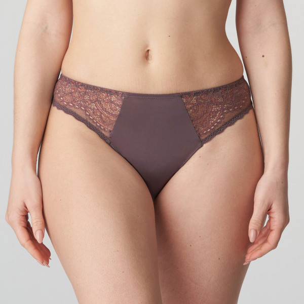 PrimaDonna Twist “I Do” String