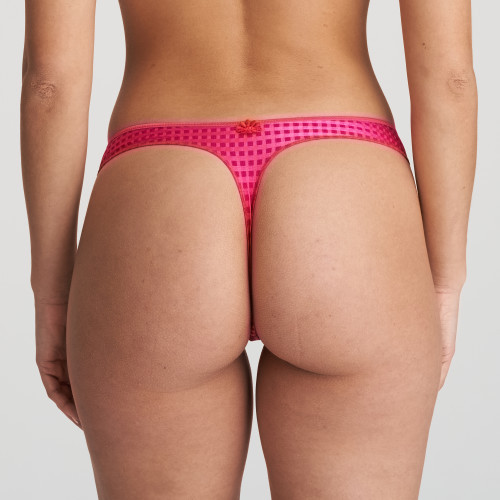 Marie Jo "Avero" String