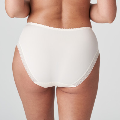 PrimaDonna “Gythia” Taillenslip