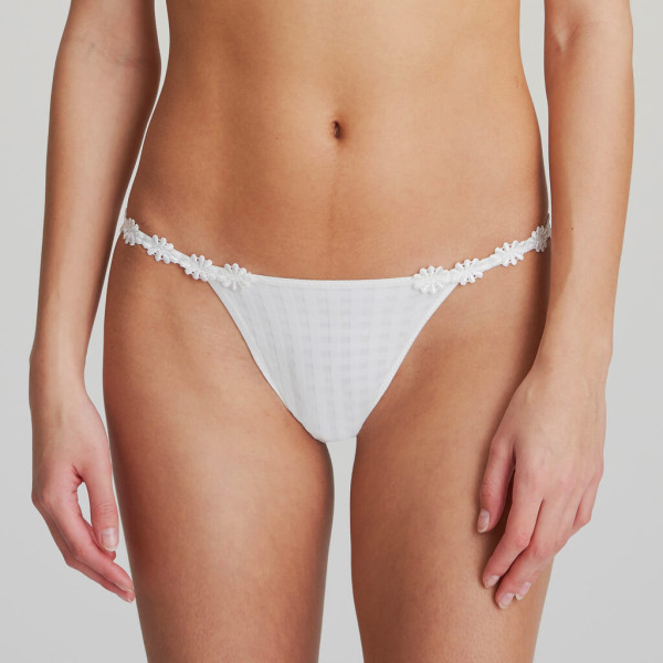 Marie Jo "Avero" String