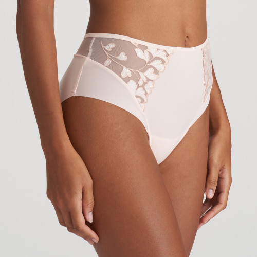 Marie Jo “Leda” Taillenslip